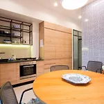 Grazia Apartment *
