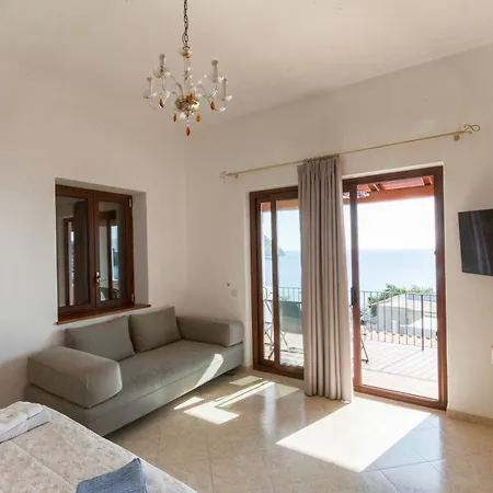 Grazia Lipari (Isola Lipari)